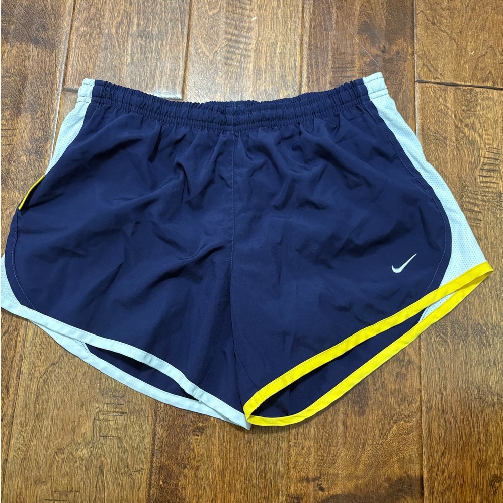 Nike Women's Blue and Yellow Sports Shorts